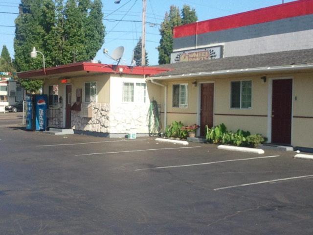 Aaron 2* Portland
